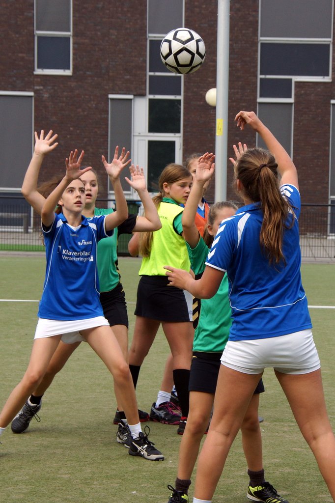 Korfbal C2  20 september-005.JPG